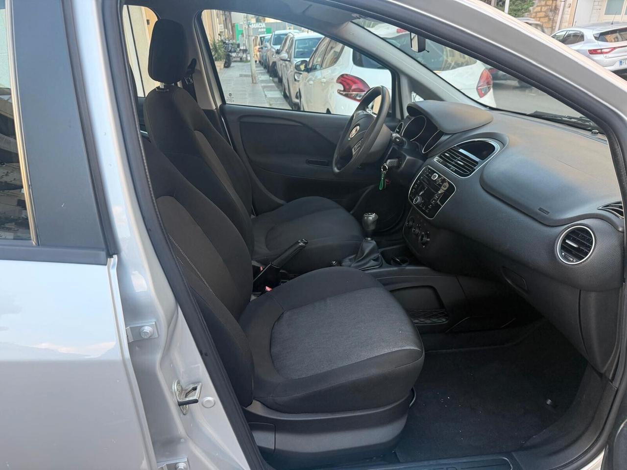 Fiat Punto 1.3 MJT II 75 CV 5 porte Street