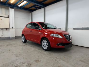 Lancia Ypsilon 1.2 69 CV 5 porte Platinum Ok neo patentati