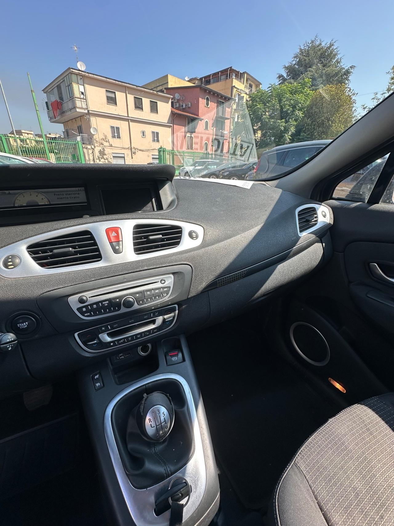 Renault Scenic Scénic X-Mod 1.5 dCi 110CV Luxe