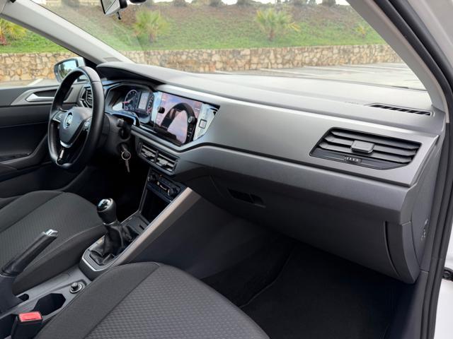 VOLKSWAGEN Polo 1.0 NAVI CARPLAY APPLE&ANDROID+2PDC+CLIMATRONIC