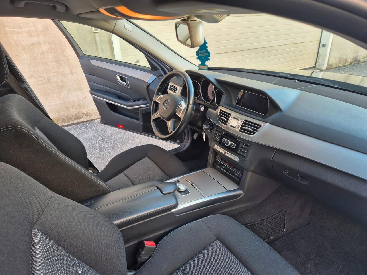 Mercedes-benz E 200 BlueTEC Executive