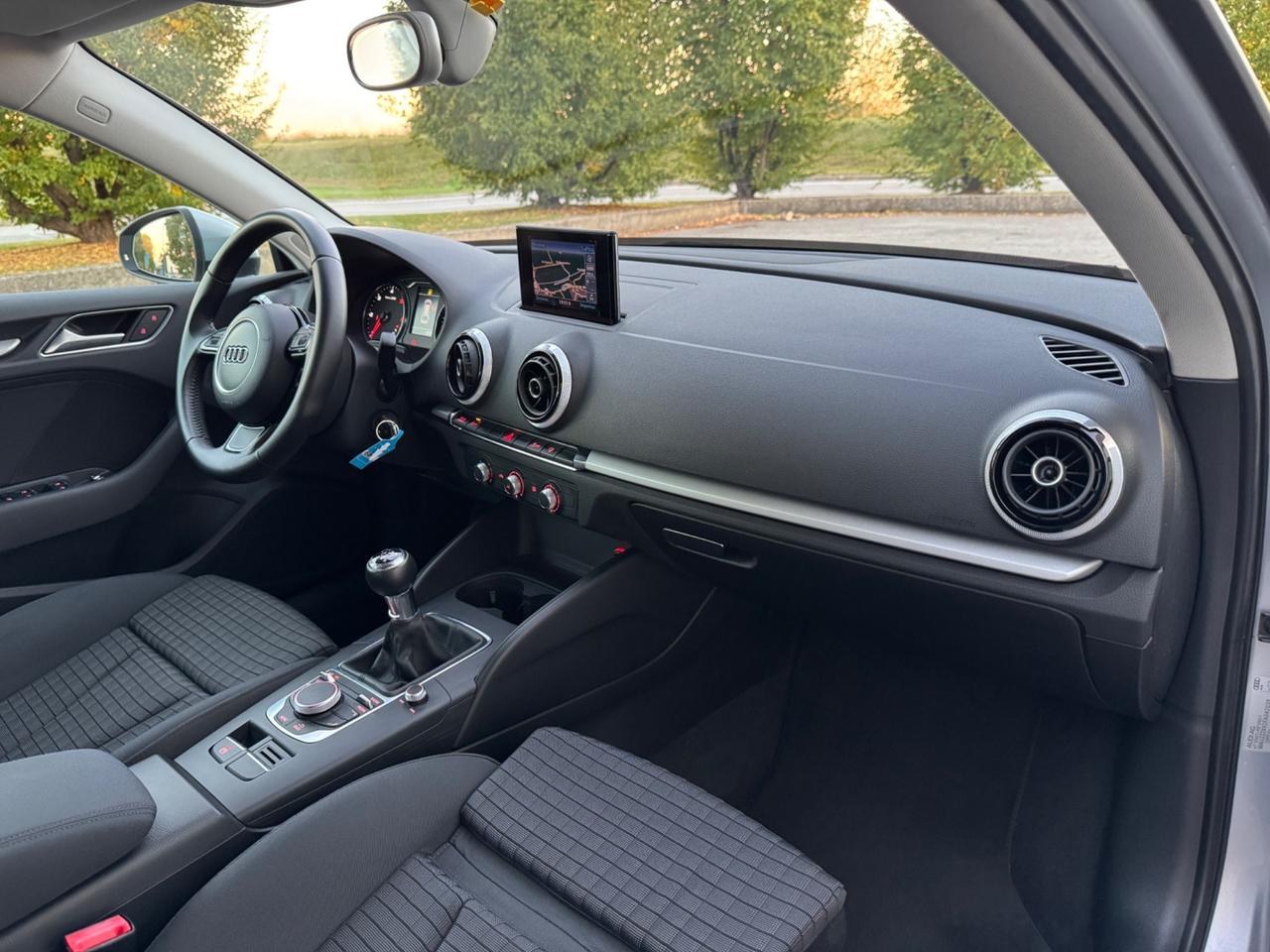 Audi A3 2.0 TDI 150 CV clean diesel Ambition