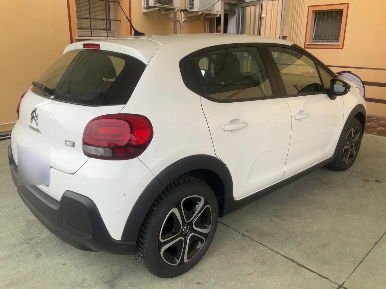 Citroen C3 PureTech 82 Shine OK NEOPATENTATI