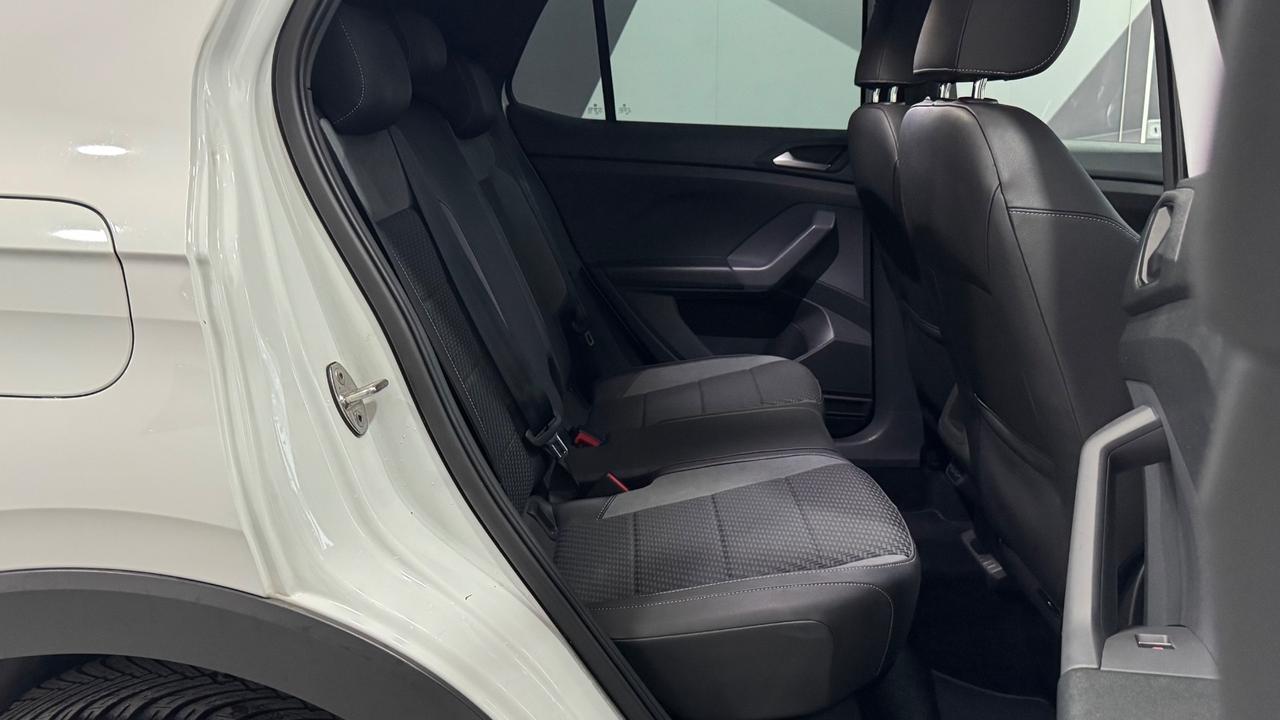 Volkswagen T-Cross 1.6 TDI DSG R-Line BMT