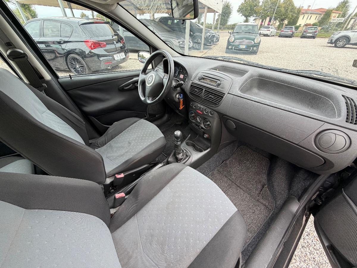 Fiat Punto 1.2 Active 5p