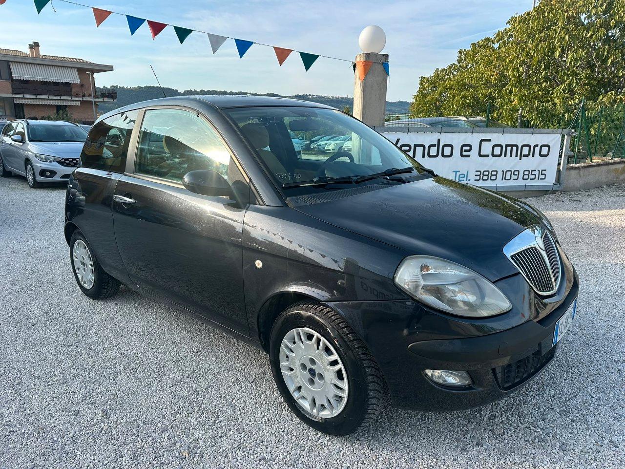 Lancia Ypsilon 3 Porte Ypsilon 1.3 mjt Argento
