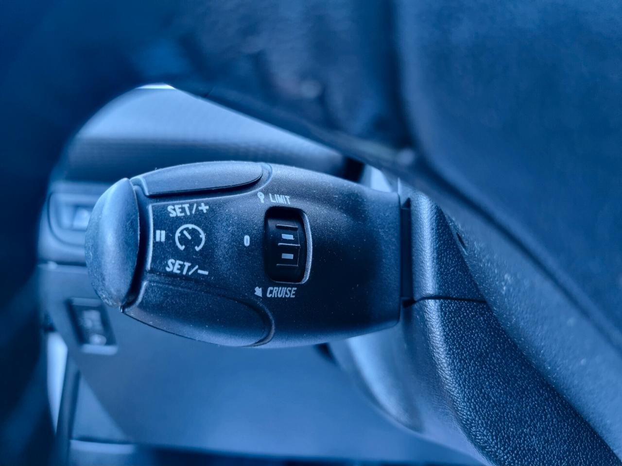 Peugeot 2008 1.4 HDi 68CV Active