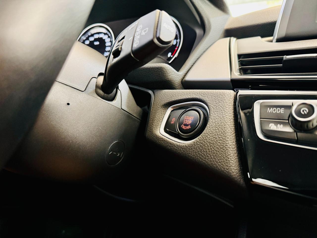 BMW 216d Active Tourer Sport - LED