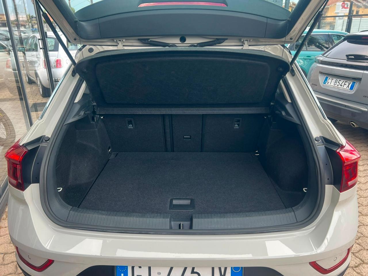 Volkswagen T-Roc 1.5 TSI ACT DSG R-Line
