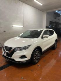 NISSAN Qashqai 1.2 DIG-T N-Connecta
