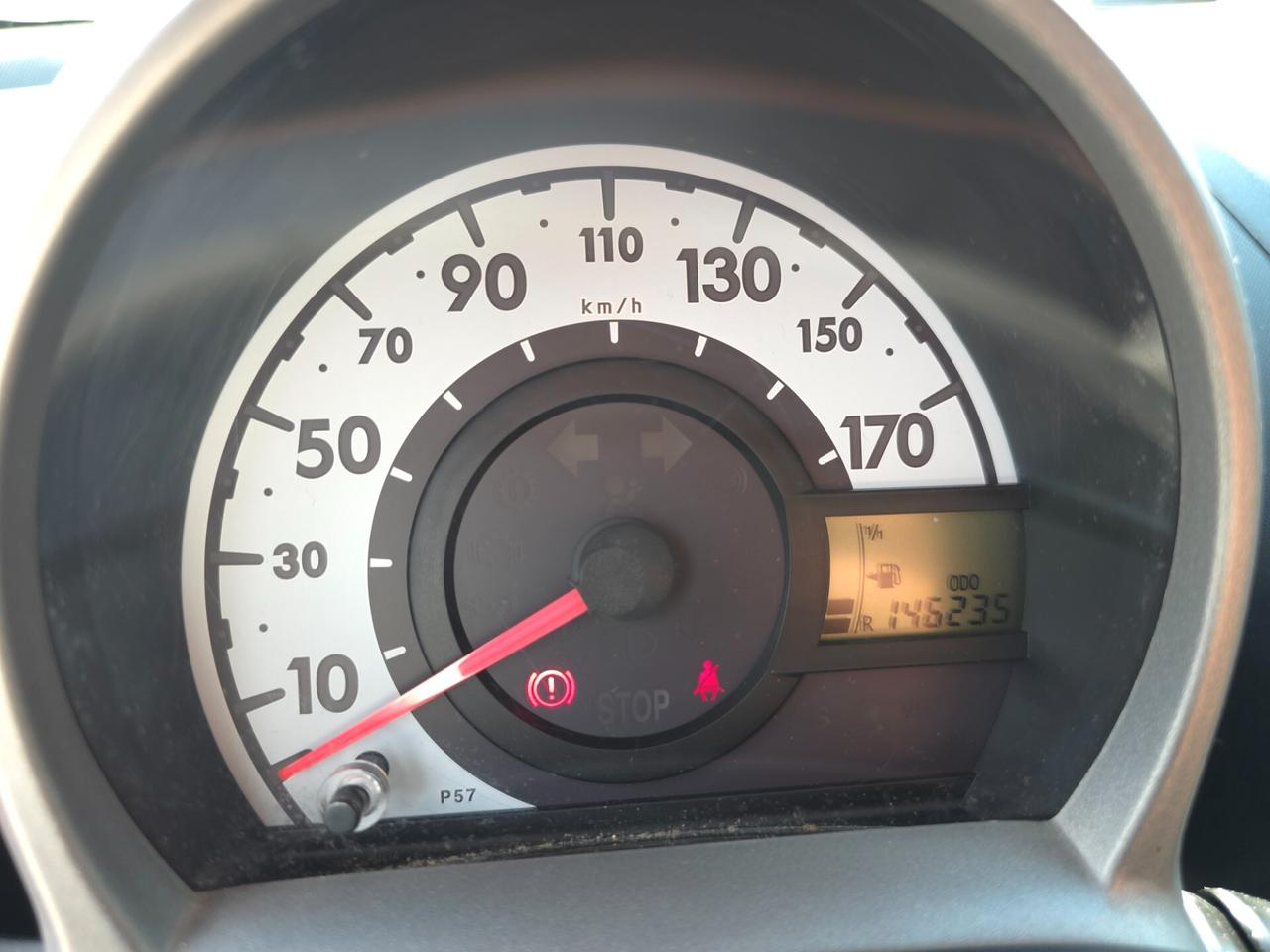 Toyota Aygo 1.0 12V VVT-i 5 porte Orange Connect