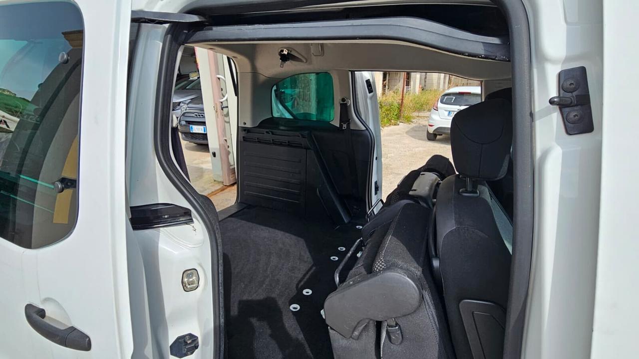 Peugeot Partner BlueHDi 100cv Outdoor