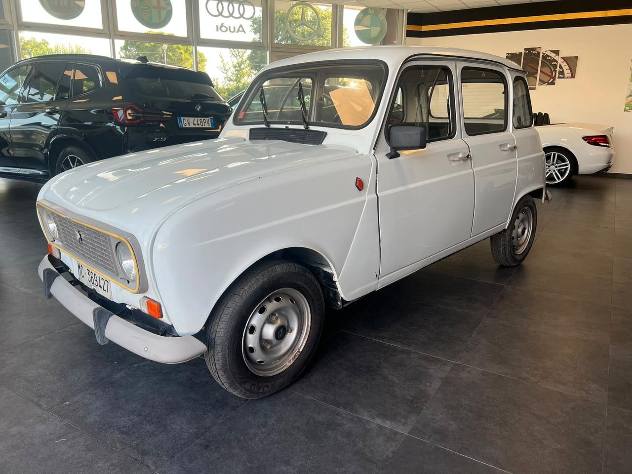 Renault R 4 950