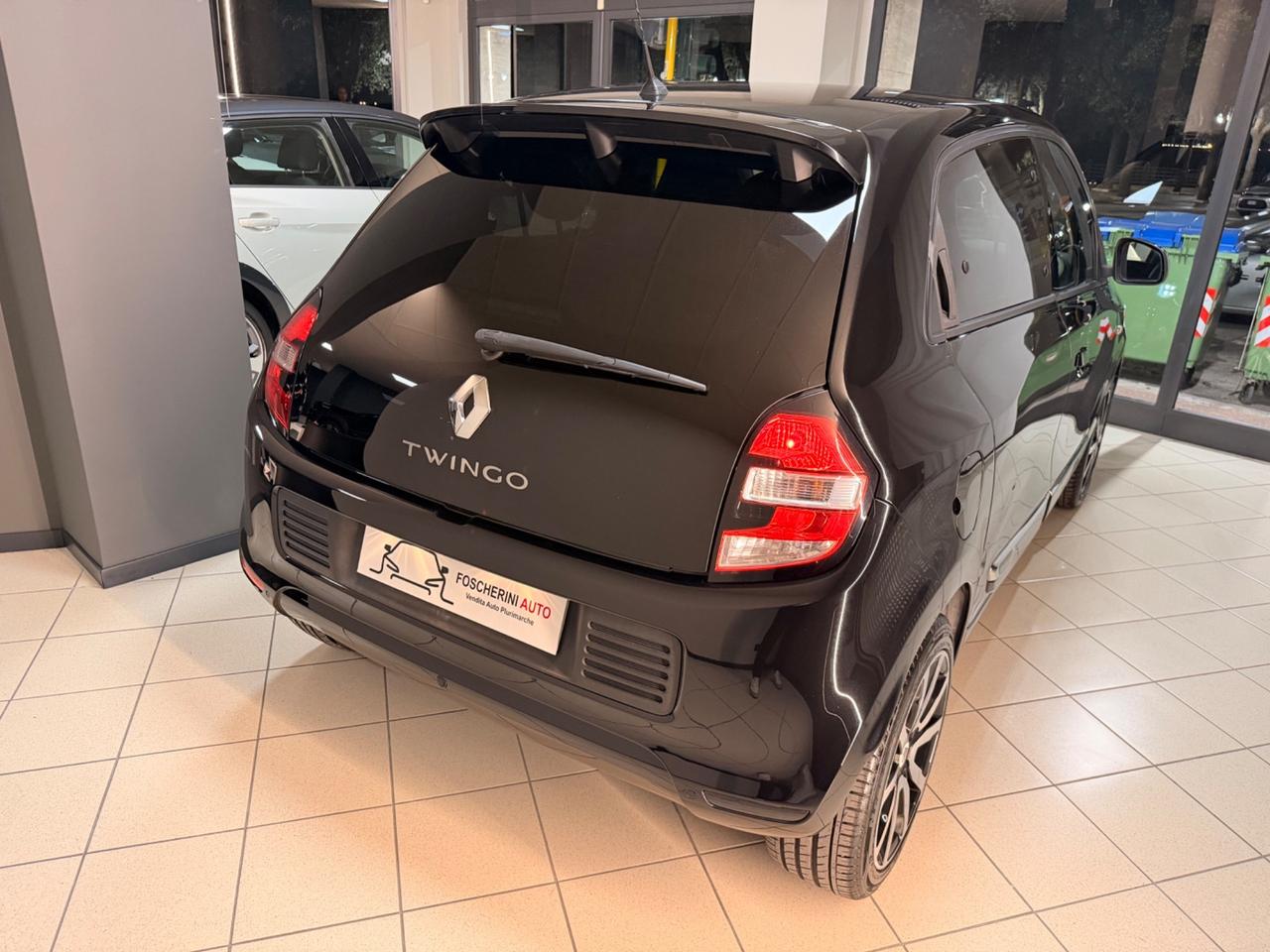 Renault Twingo automatica/pelle/led ed.La Parisienne