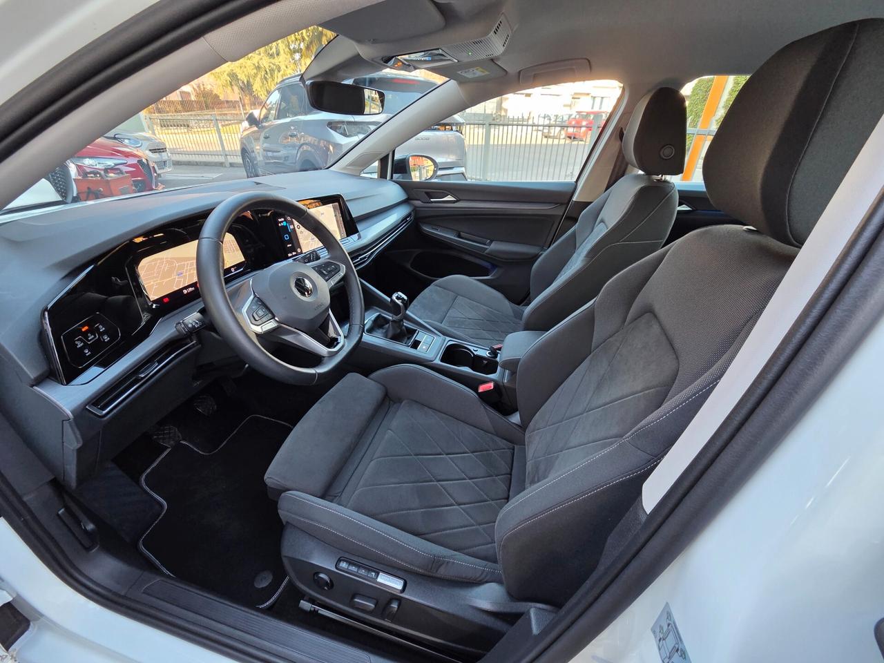 Volkswagen Golf 1.5 TSI 130cv Style / SERVICE VOLKSWAGEN!