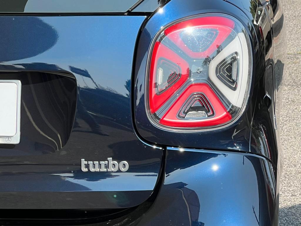 Smart fortwo coupe Fortwo 0.9 t 90cv Twinamic Paris Blu Brabus Style