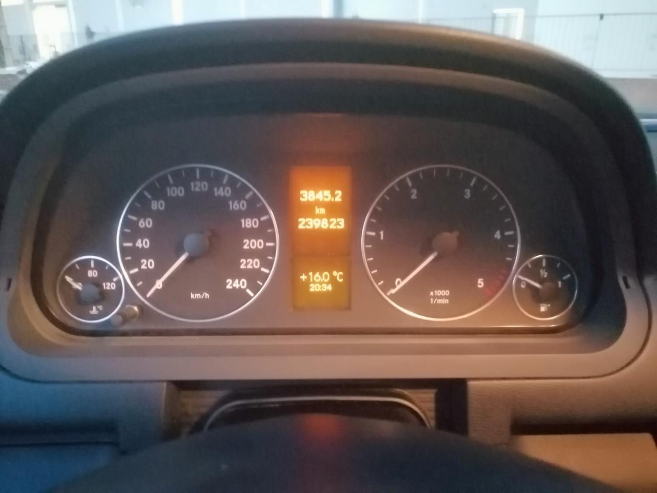 MERCEDES A 160 CDI BlueEFFICIENCY 2011 neopatentati