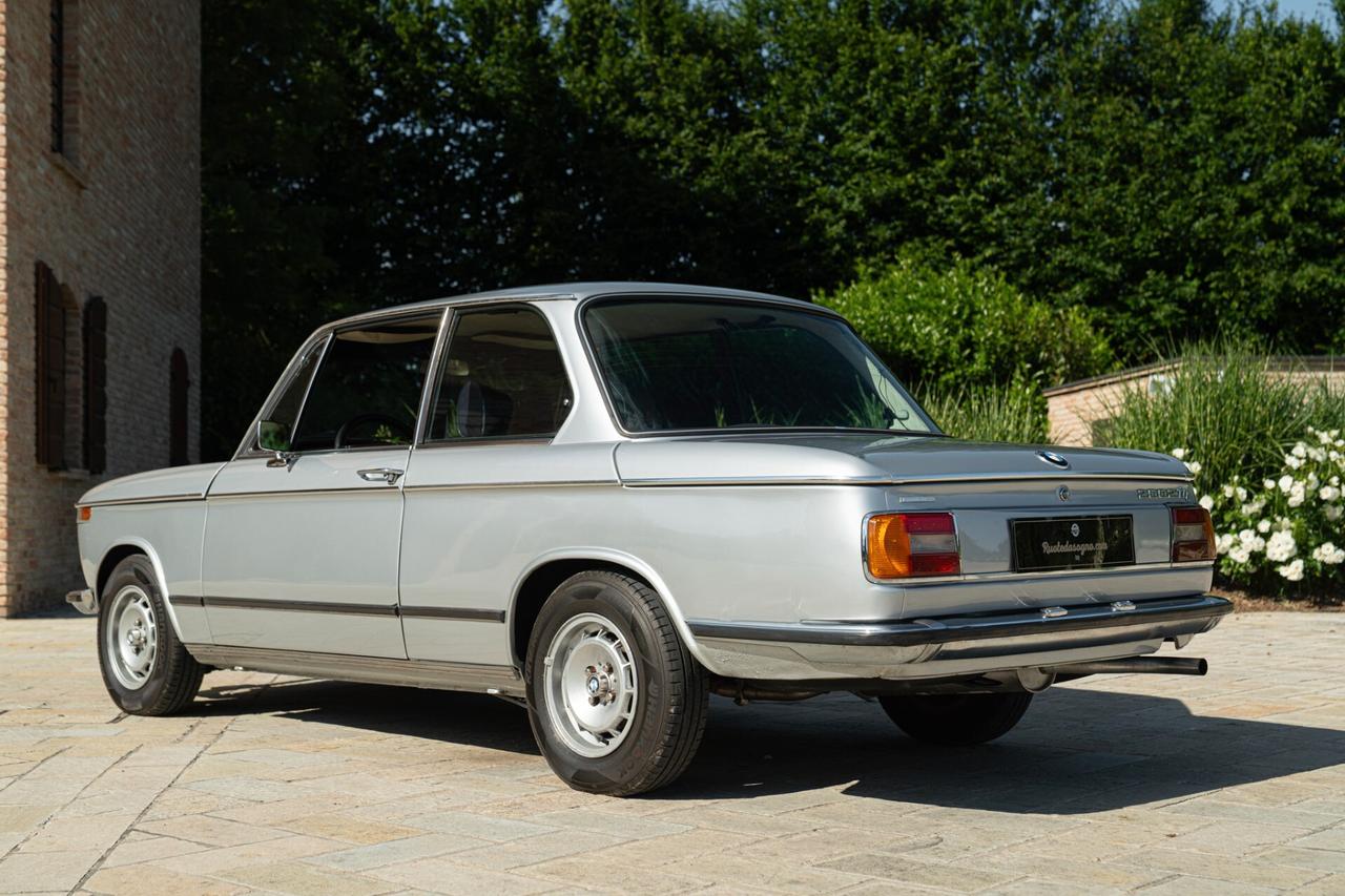 Bmw 2002 Tii - BMV00136