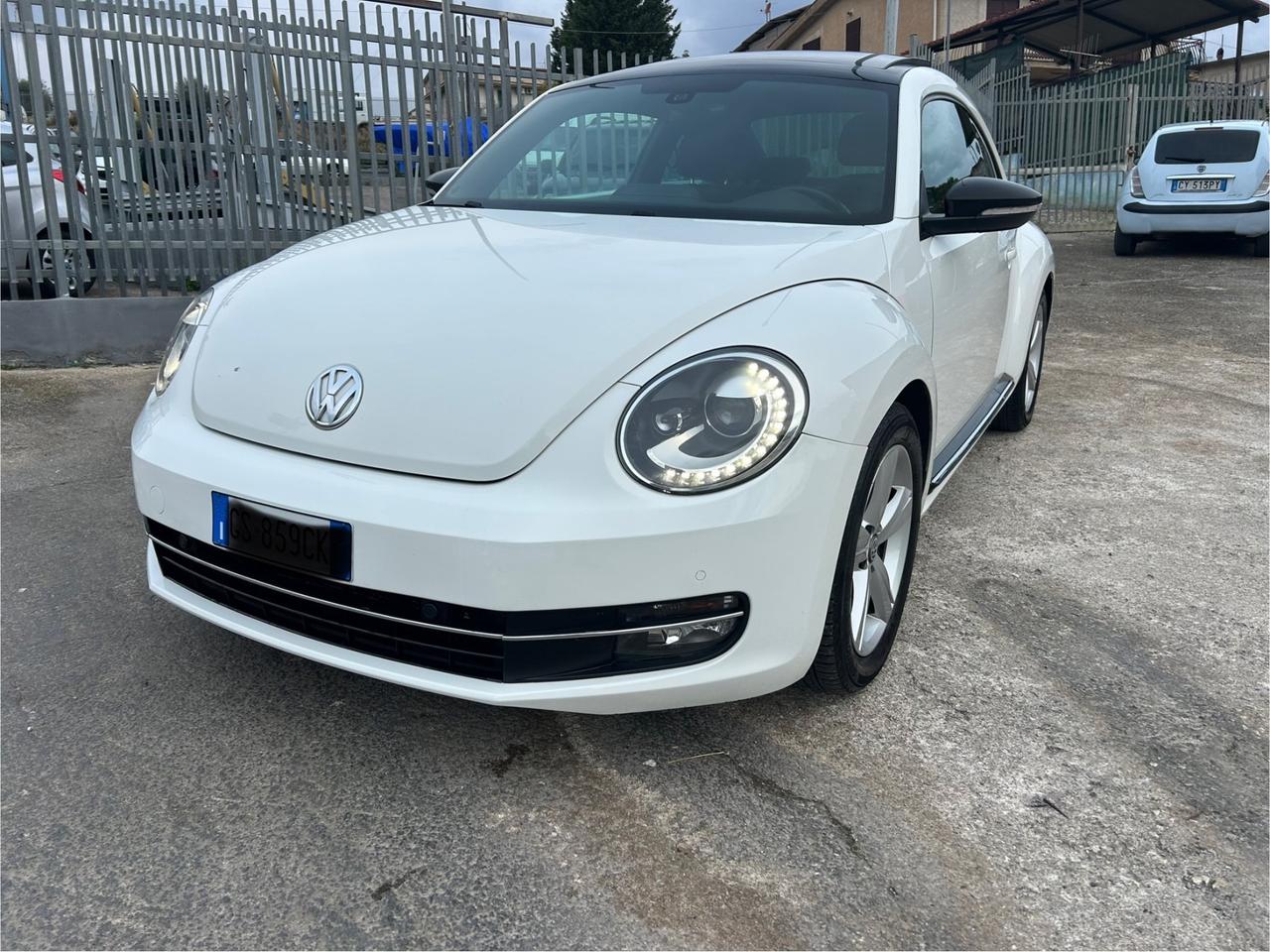 Volkswagen Maggiolino 2.0 TDI Sport tetto apribile