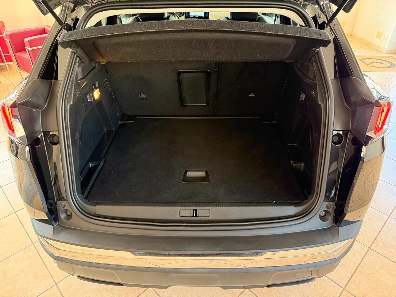 Peugeot 3008 BlueHDi 130 S&S EAT8 Allure Pelle RetroCam Full