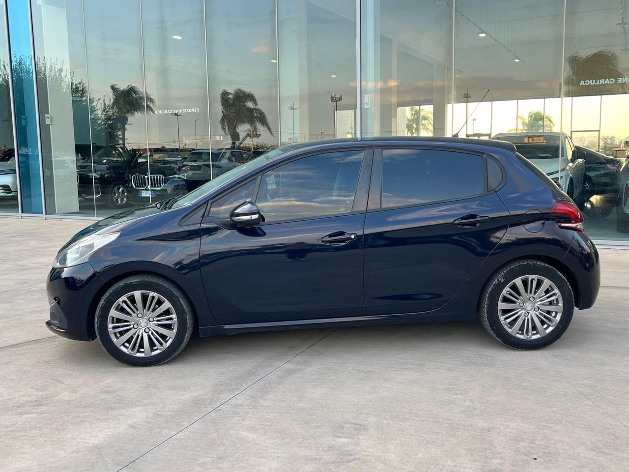 Peugeot 208 5p 1.2 puretech Active 82cv
