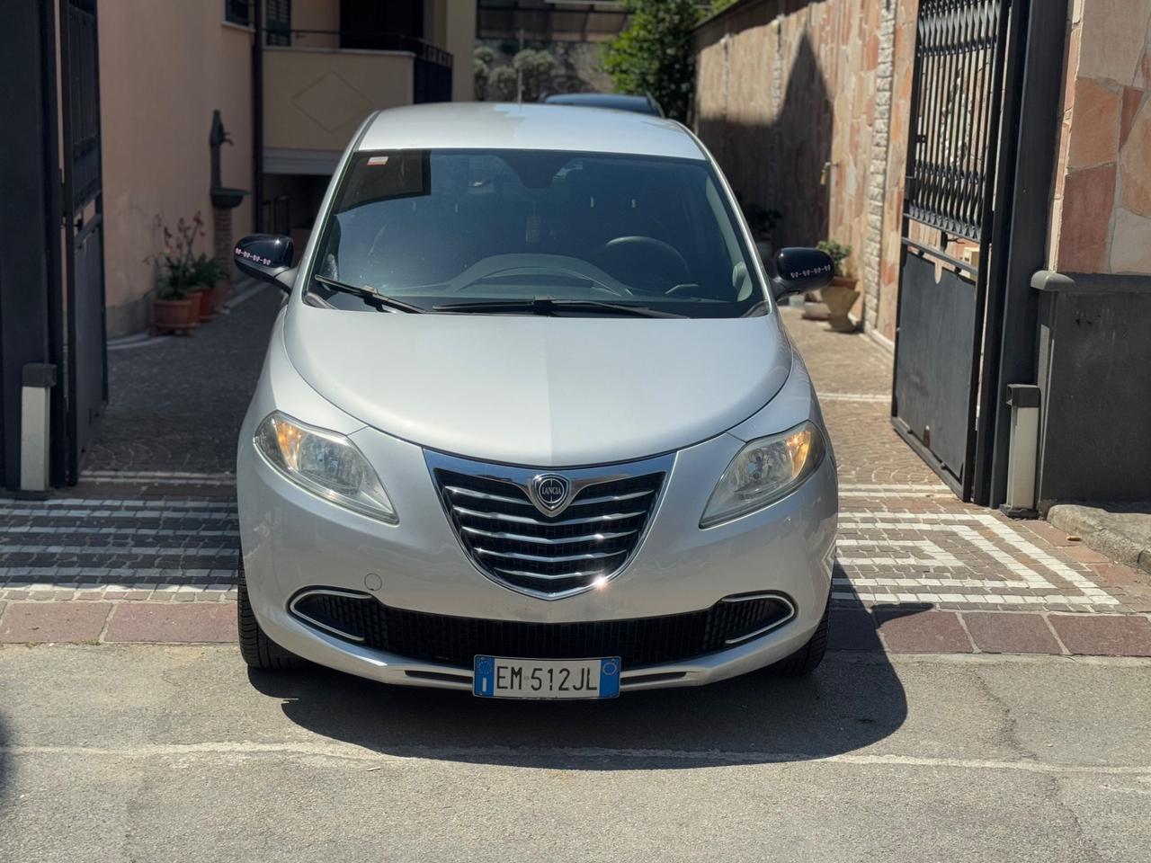 Lancia Ypsilon 1.2 69 CV 5 porte GPL Ecochic Gold