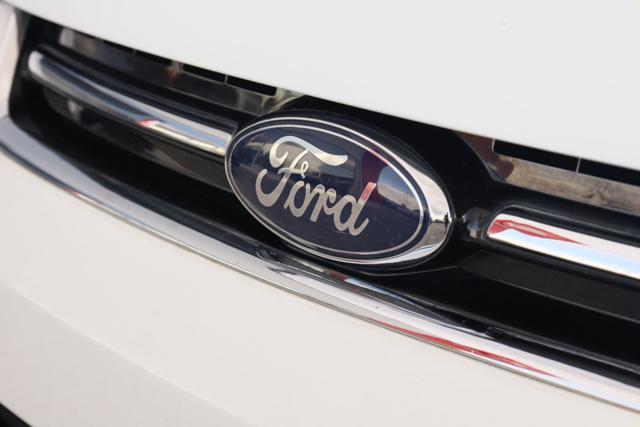 FORD Kuga 2.0 TDCI 163 CV 4WD Powershift Titanium