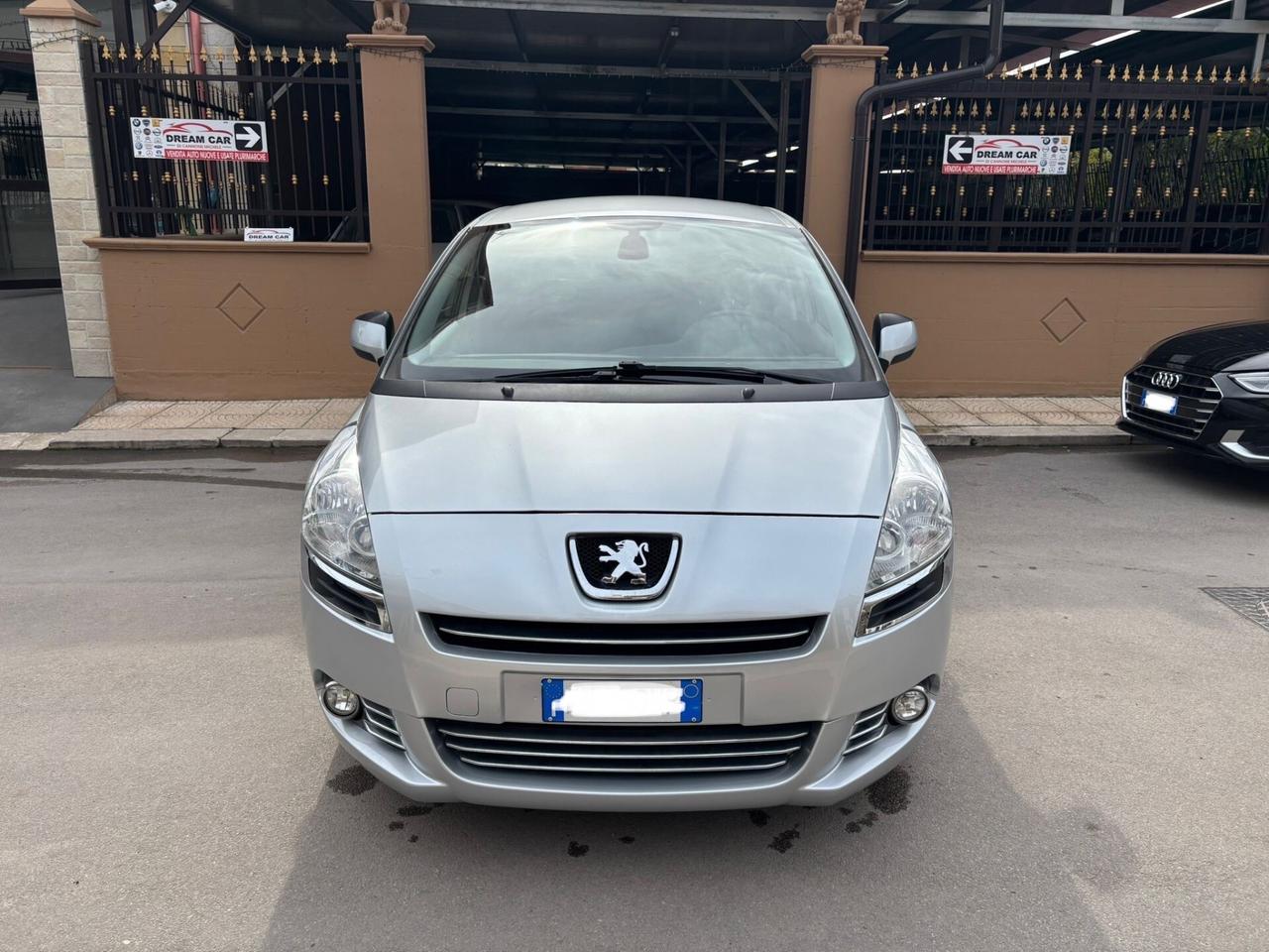 Peugeot 5008 1.6 HDi 112CV Allure
