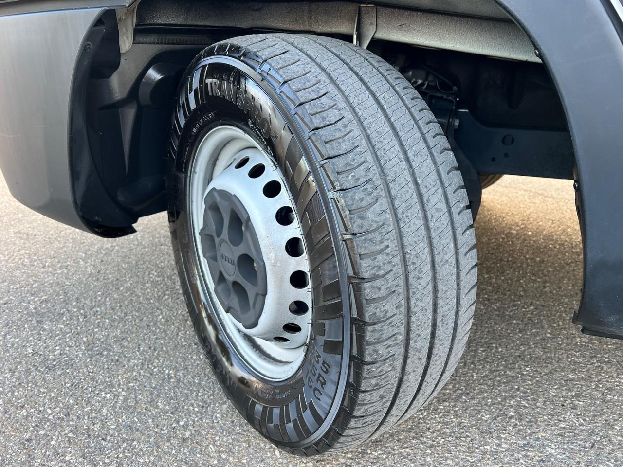 Iveco Daily 35S14 2.3 MJT 140cv L2H2 - 2017