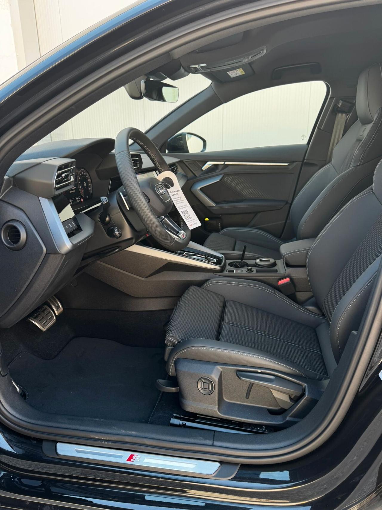 Audi A3 allstreet TDI 110 kW S tronic Identity Contrast