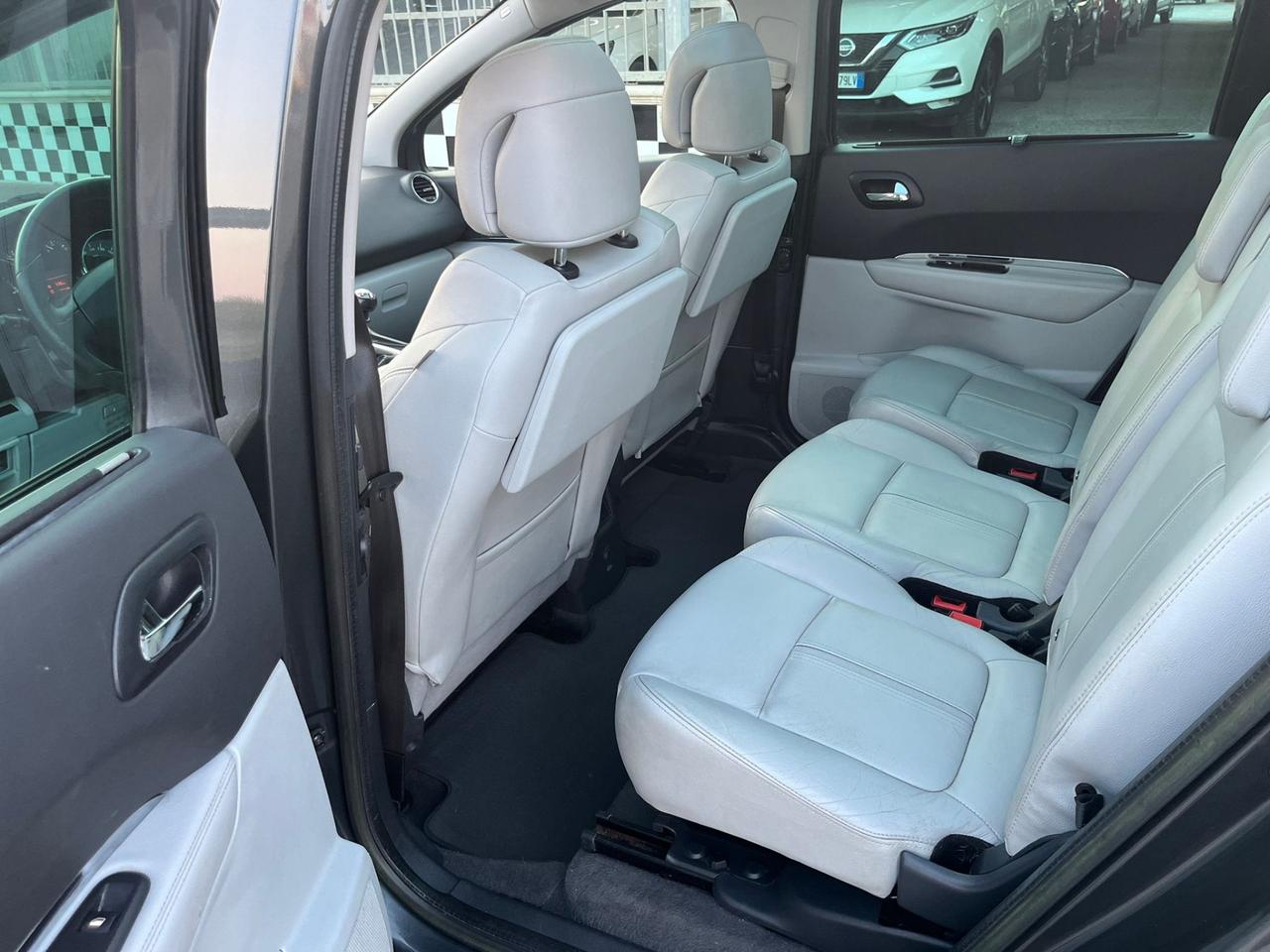 Peugeot 5008 2.0 HDi 7 posti Allure Unipro 2012