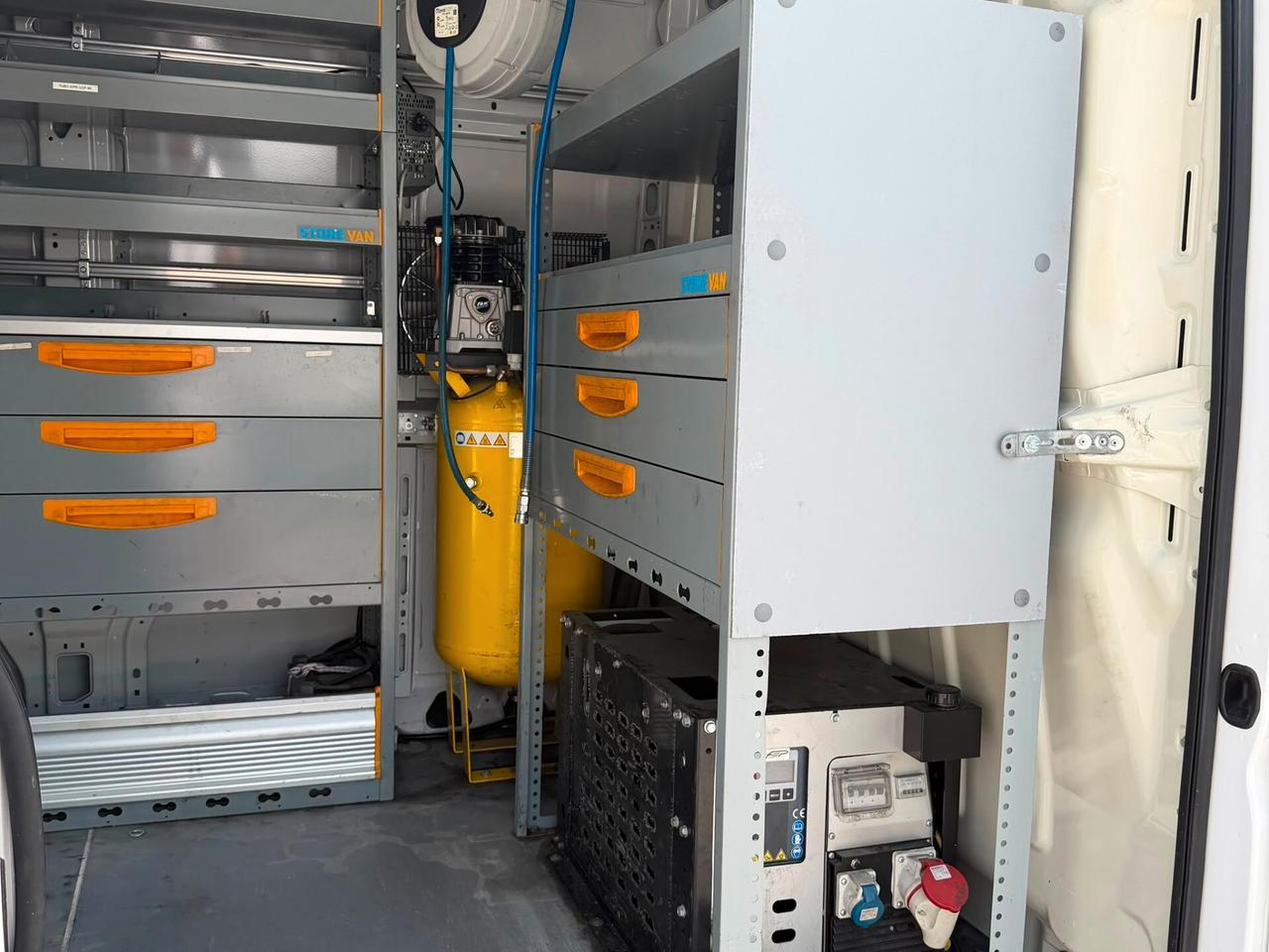 FIAT DUCATO 2.2 L3H2 OFFICINA MOBILE