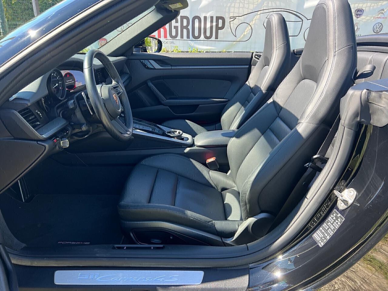 Porsche 992 Carrera 4S Cabrio-2019"KM 21.000"