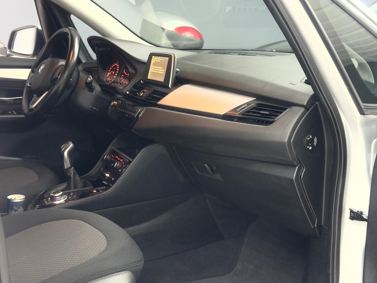 Bmw 2er Active Tourer 218d Luxury