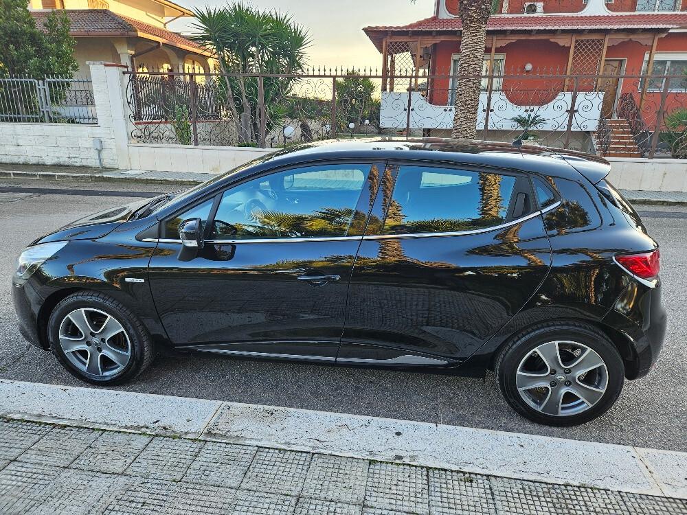 Renault Clio 1.5 dCi 8V 90CV 5P" Costume National"