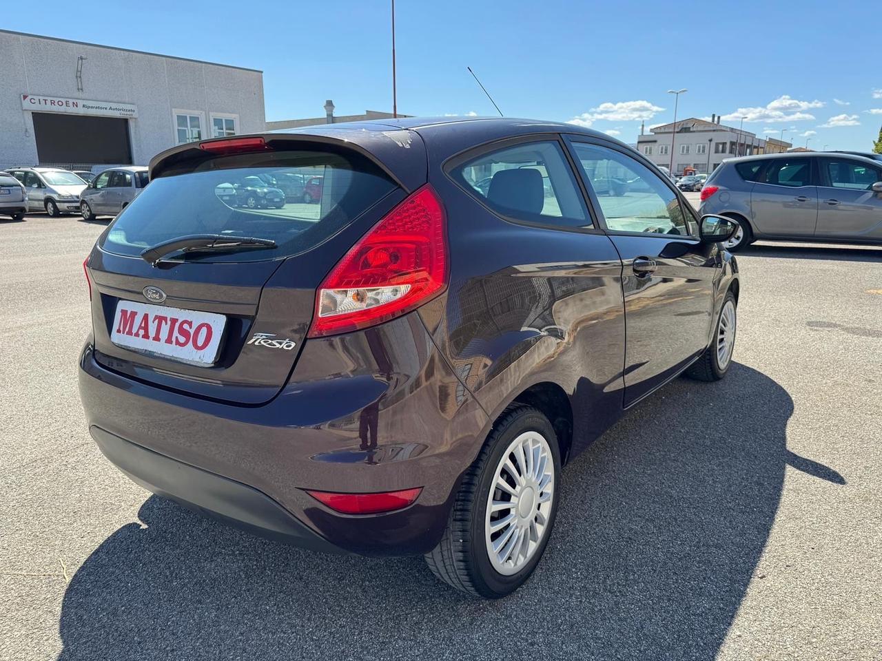 FORD FIESTA 1.2 benz 3p Titanium 130000 km