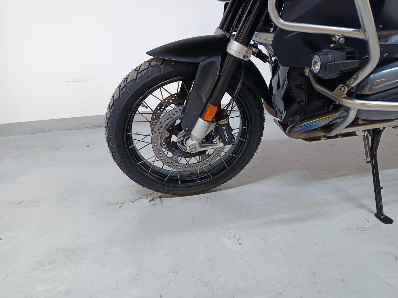 BMW R 1200 GS Adventure Triple Black