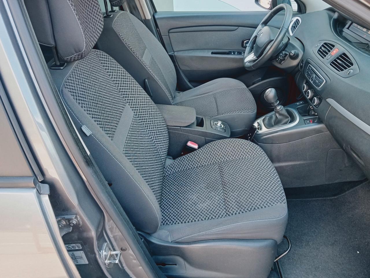 Renault Scenic Scénic X-Mod 1.6 Attractive