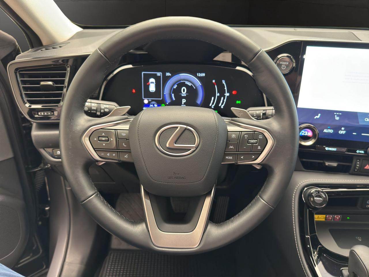 Lexus NX 350h 2.5 Premium 4wd e-cvt