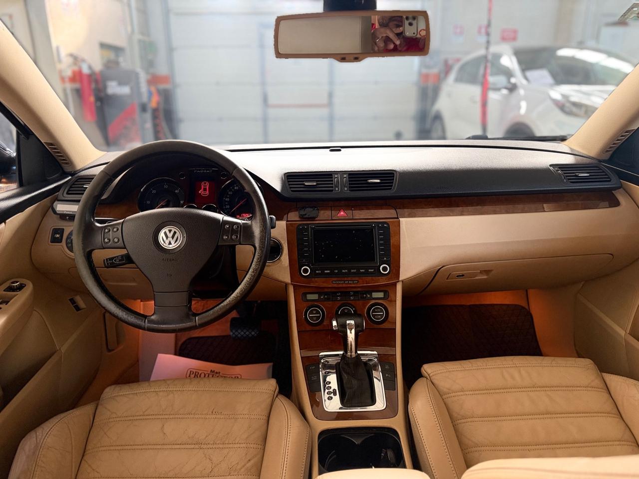 Volkswagen Passat 2.0 TDI DPF DSG Highline NEOPATENTATI