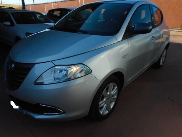 Lancia Ypsilon 1.2 69 CV 5 porte GPL Ecochic Gold