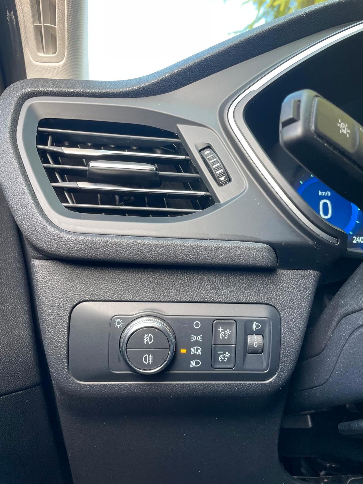 Ford Kuga 1.5 EcoBlue 120 CV aut. 2WD Titanium Business