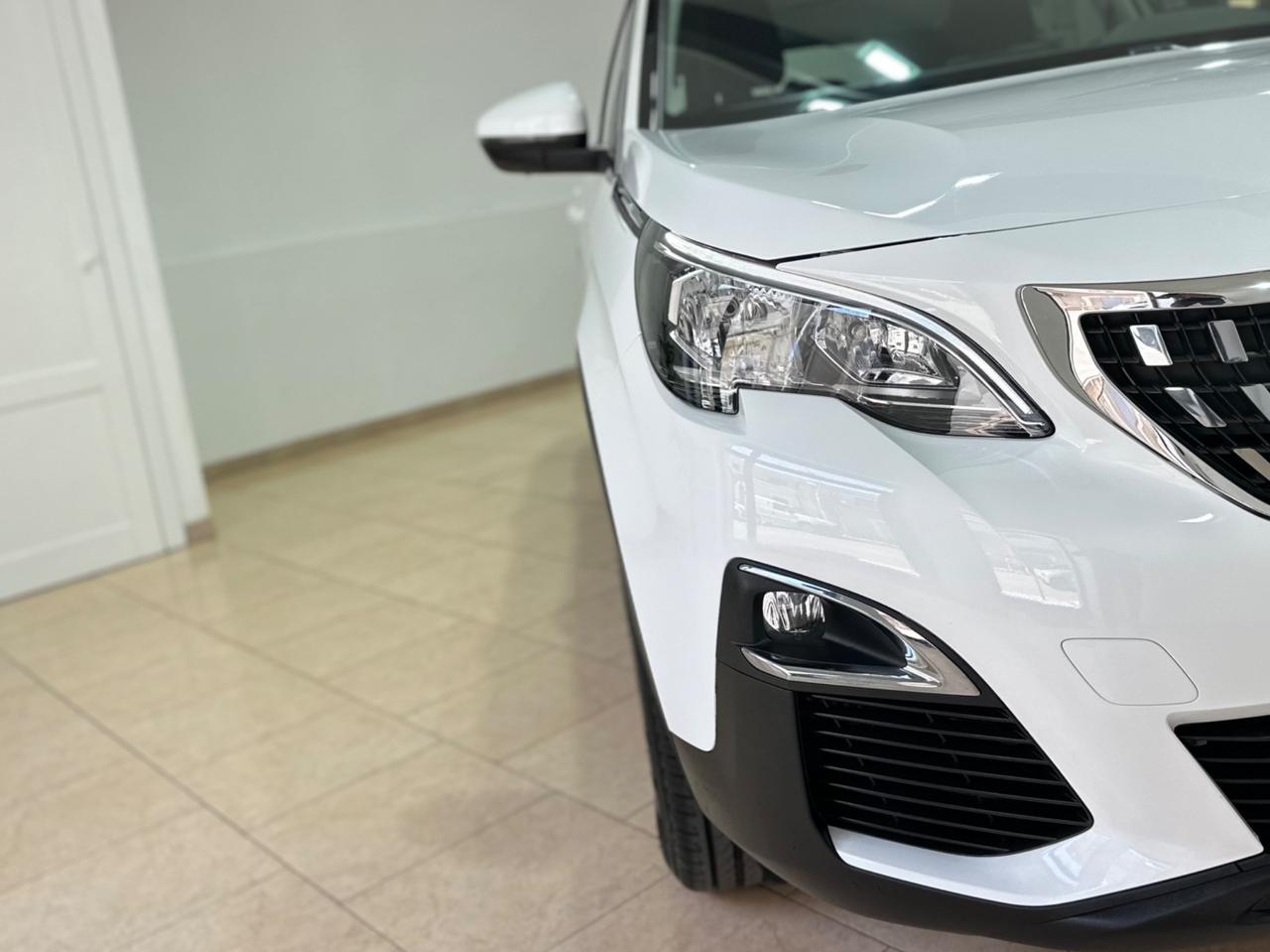 Peugeot 3008 BlueHDi 130 S&S EAT8 Business