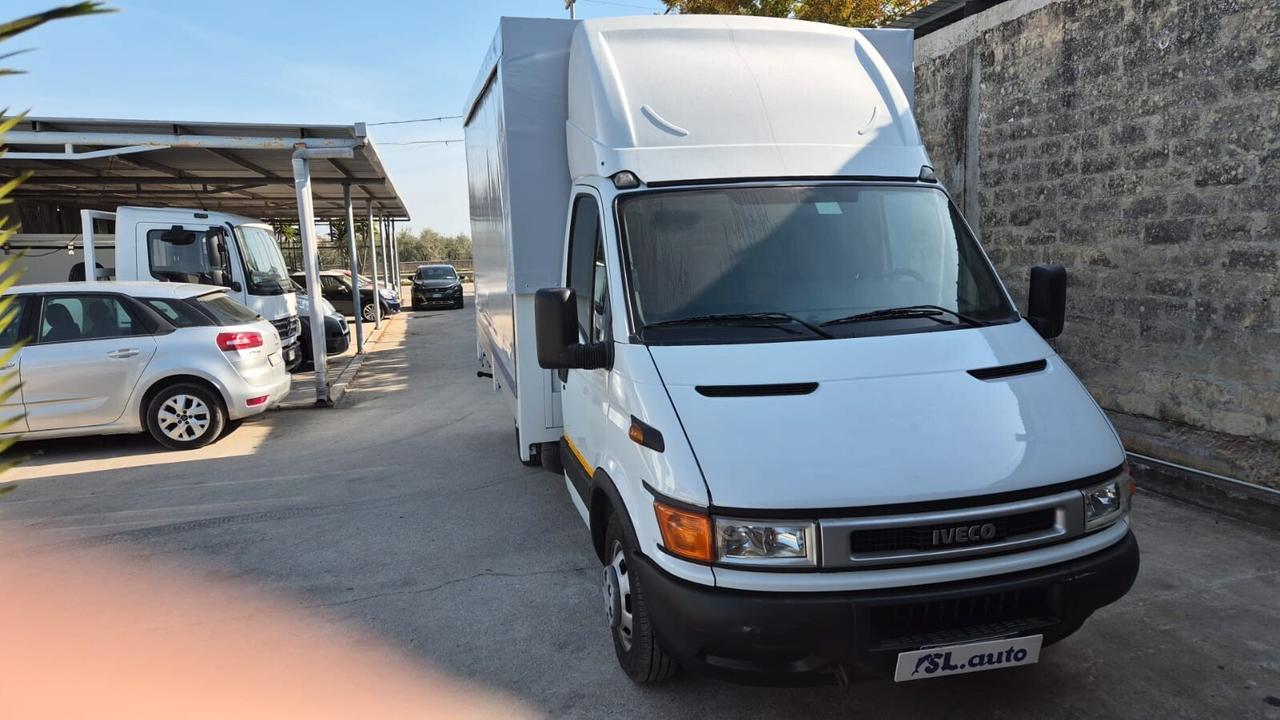 Iveco Daily corsa lunga 4mt x 240 PAT B