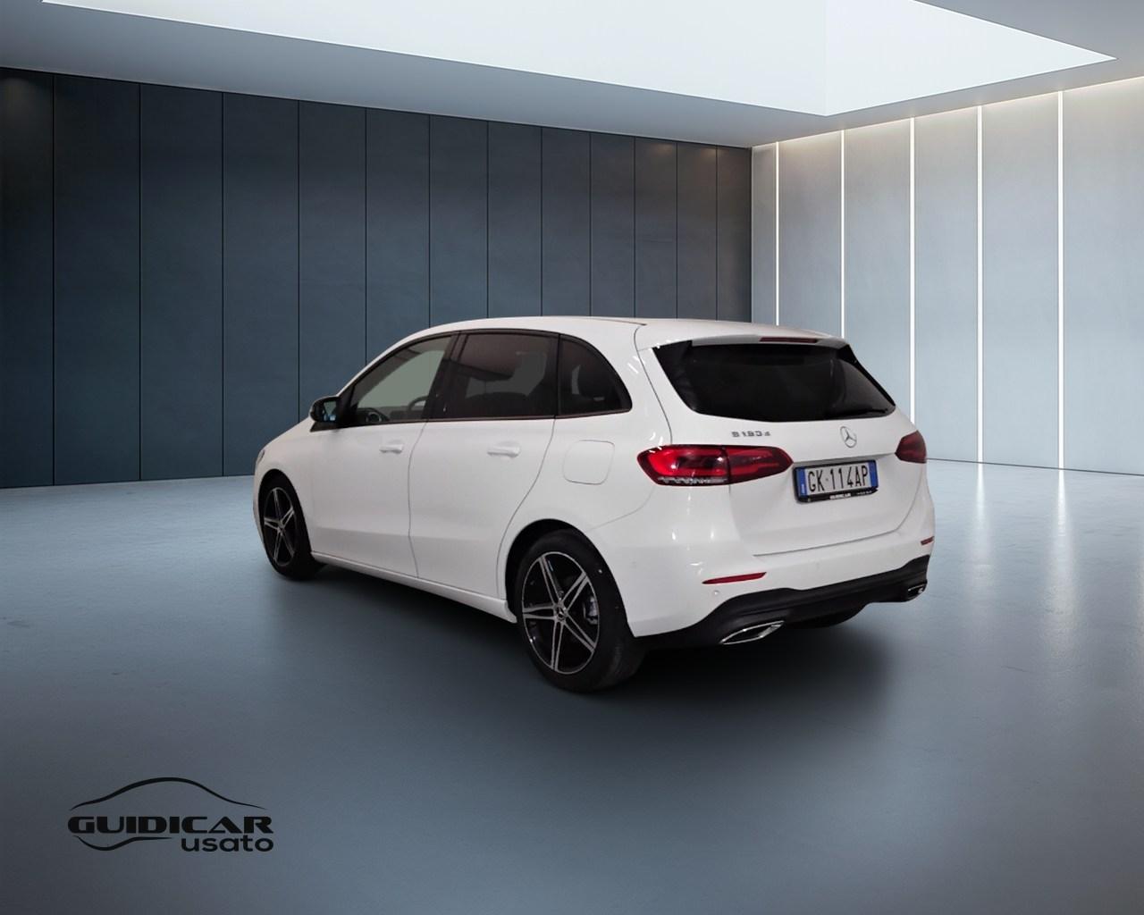 Mercedes-Benz Classe B - W247 2018 - B 180 d Sport Plus auto
