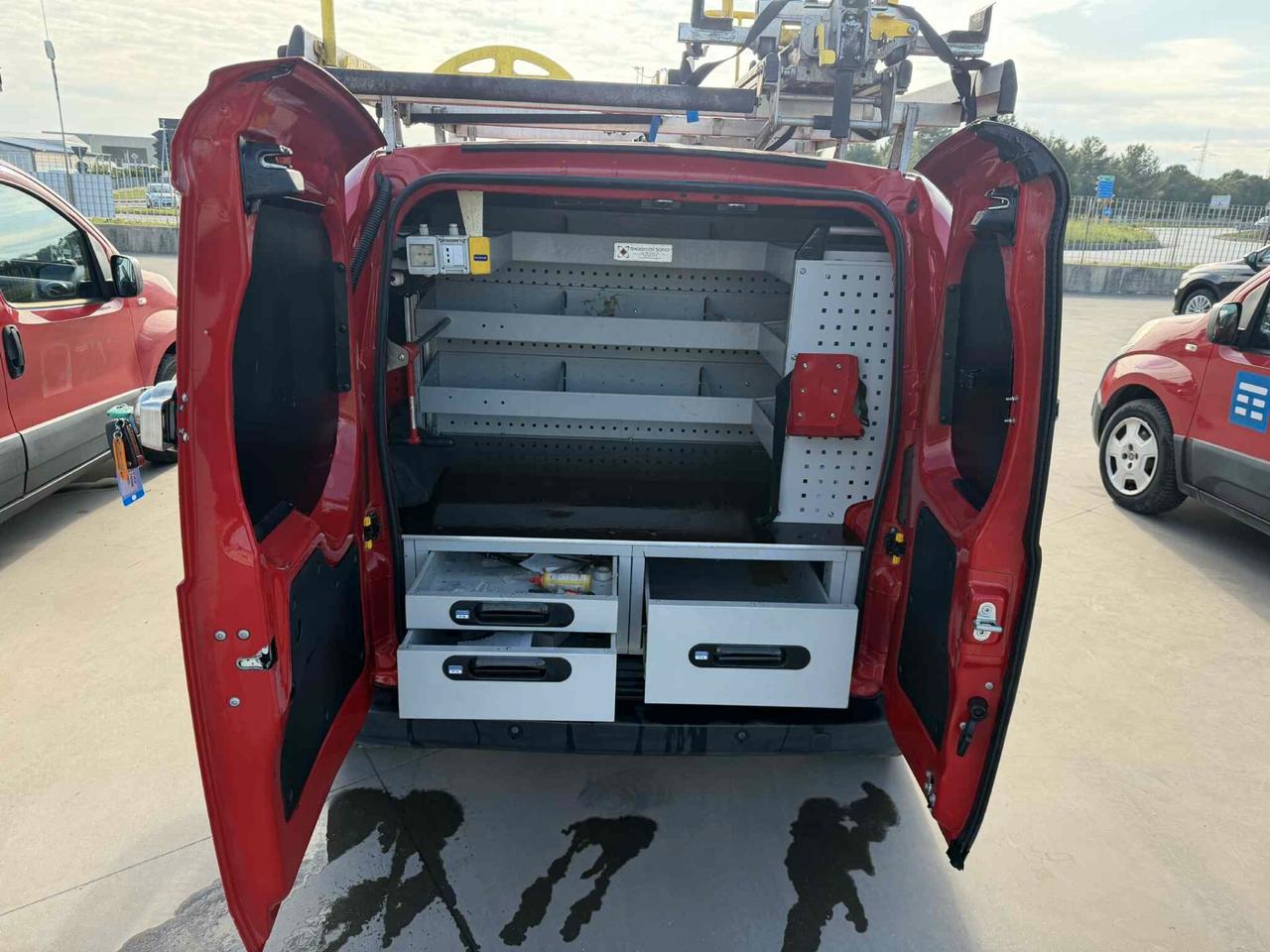 Fiat Fiorino 1.3 MJT 95CV Cargo Adventure