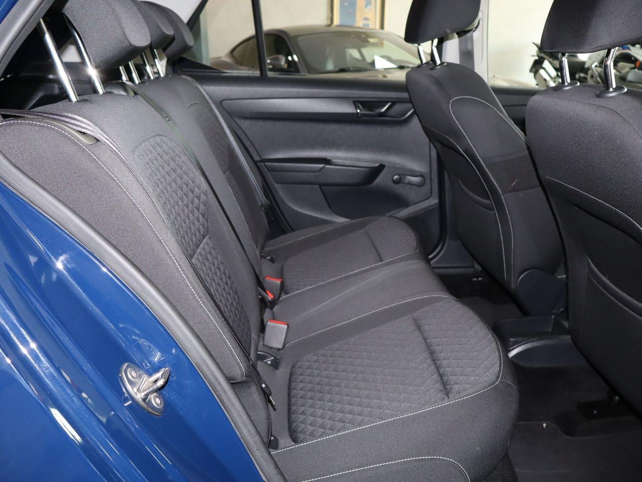 Skoda Fabia Ambition 1.0 MPI #11423