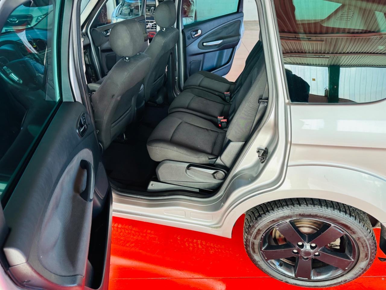 Ford S-Max 2.0 TDCi 140CV Titanium DPF