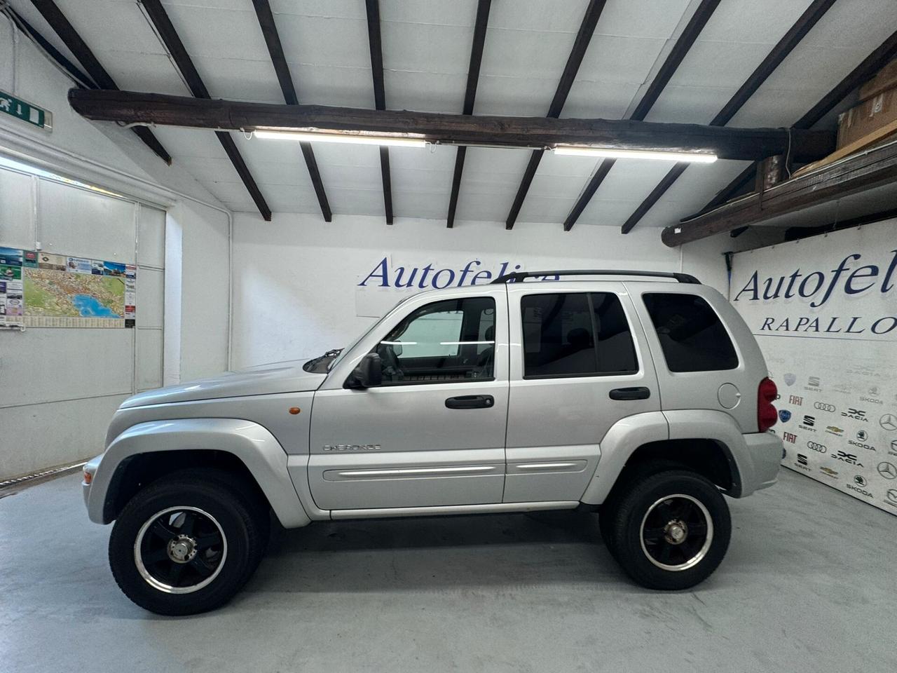 Jeep Cherokee 2.5 CRD Limited