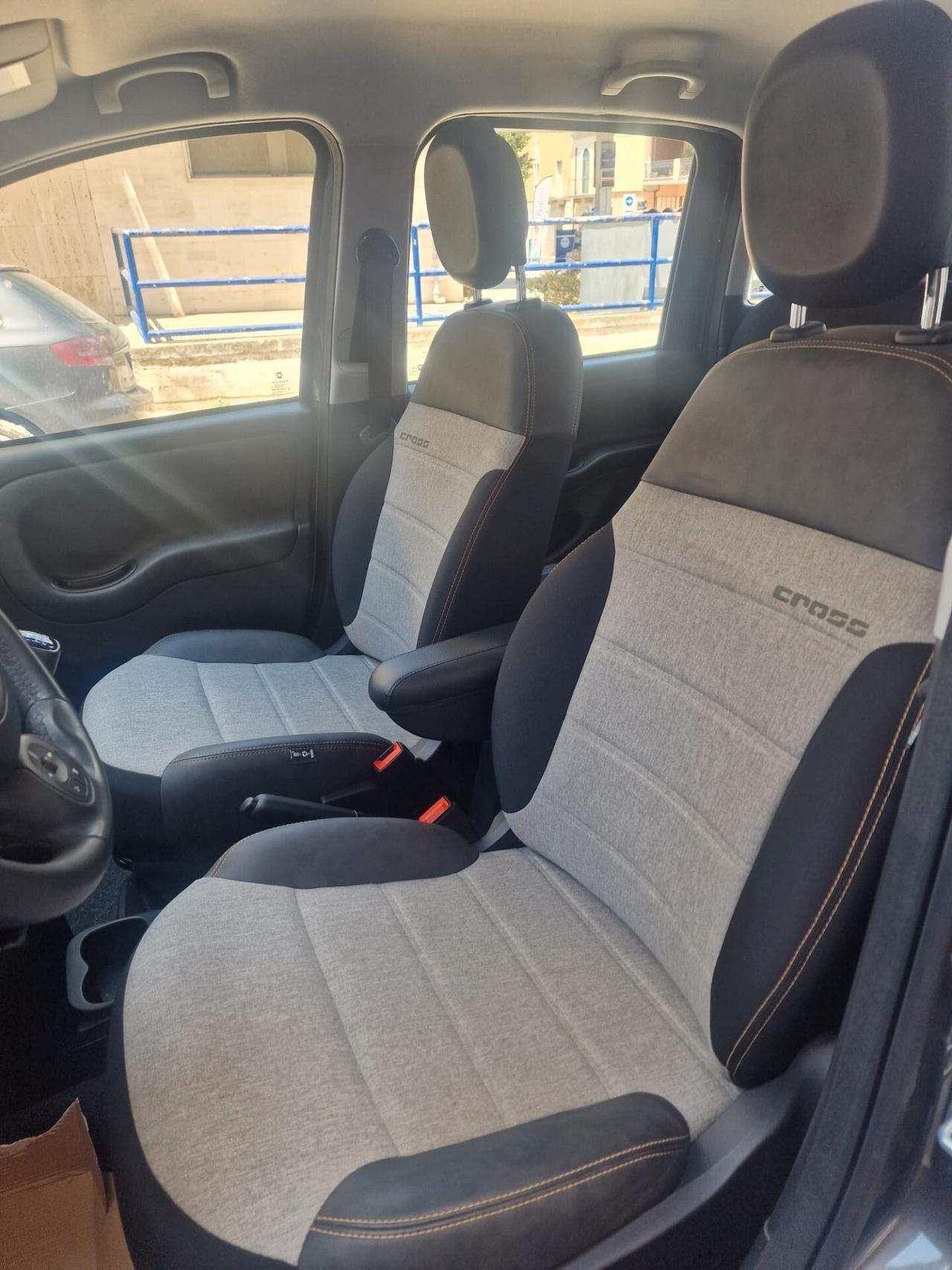 Fiat Panda 1.0 FireFly S&S Hybrid City Cross